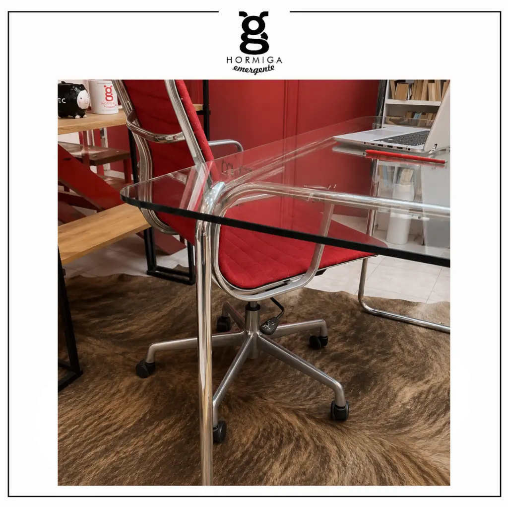 •  	• Mesa minimalista laccio, escritorio de diseño moderno, mesa baja de vidrio para living, muebles de oficina premium, mesa ratona Breuer