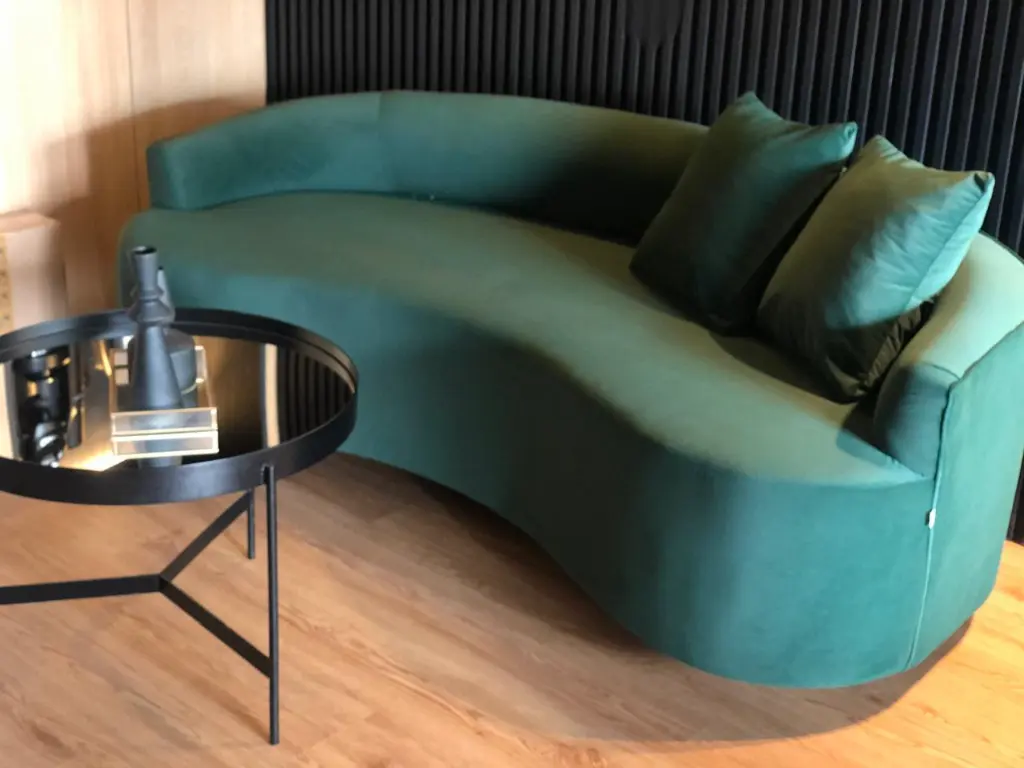 /proyectos/recepcion-dos-sofas-bayres