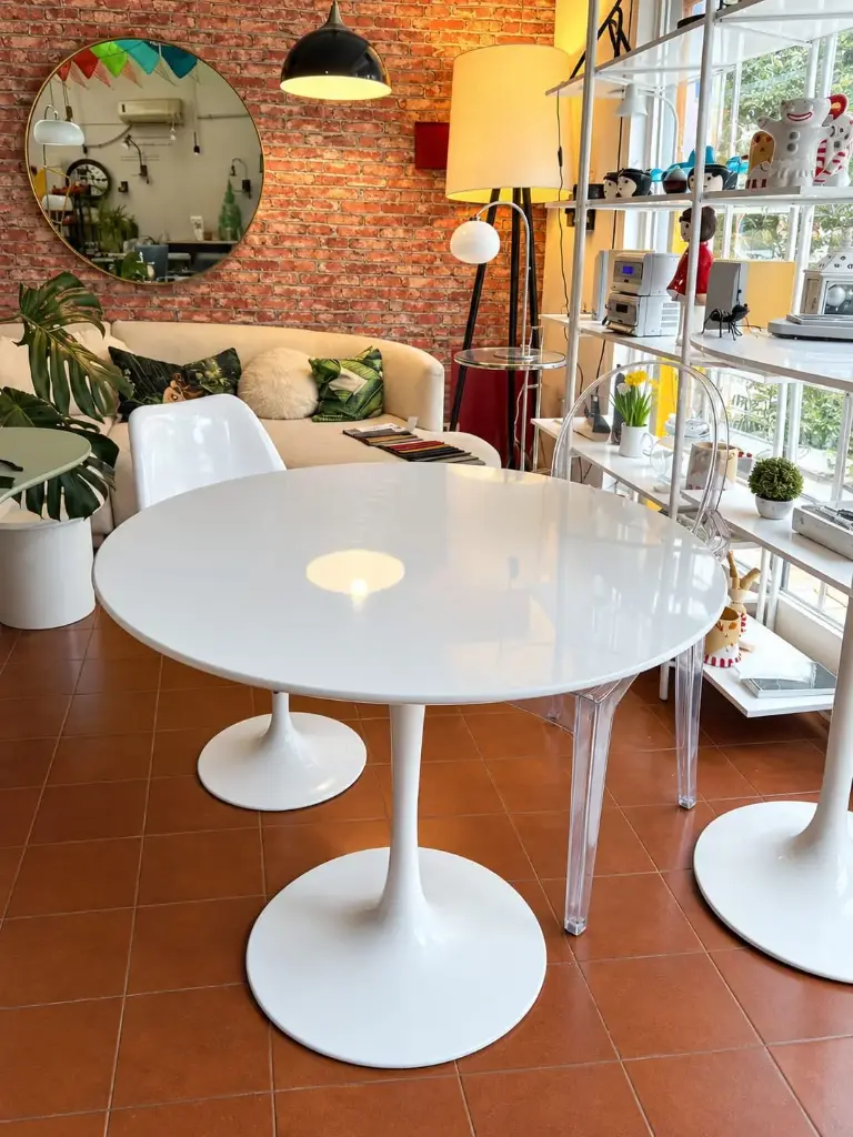 mesa de diseño redonda en varias medidas  mesa saarienen